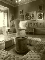 Römischer Marmor-Thron im Palazzo Corsini Rom