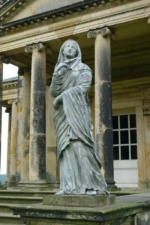 Statue beim Gartenpavillion, Castle Howard, England